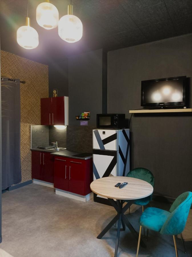 Ferienwohnung Le Velvet Hénin-Beaumont Exterior foto