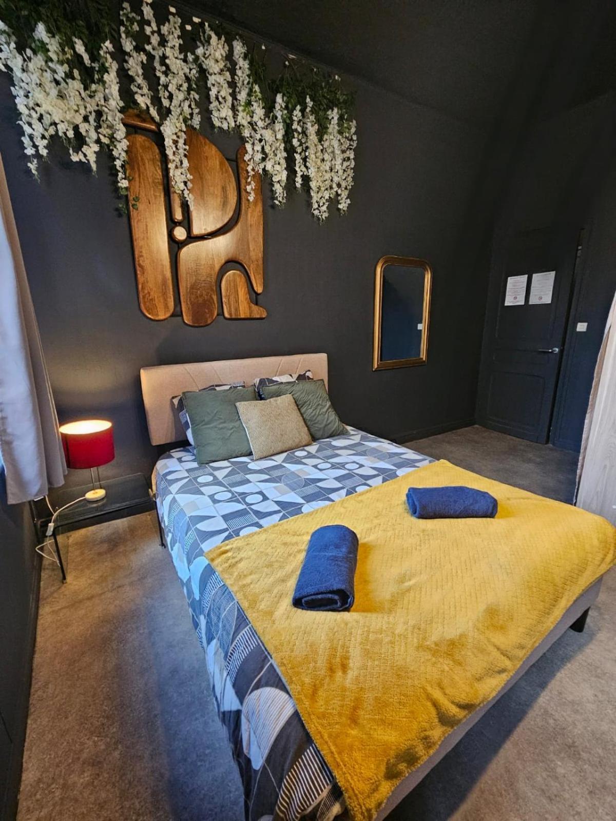 Ferienwohnung Le Velvet Hénin-Beaumont Exterior foto